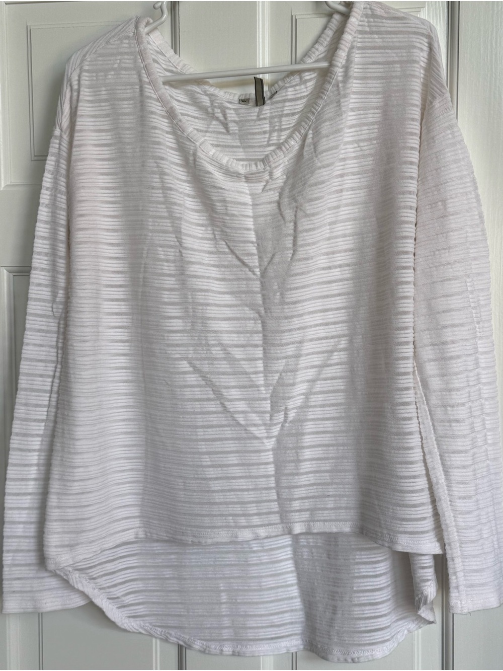 Guess White Textured Long-Sleeve Tee